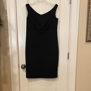 BOLD elements One Shoulder Black Dress
